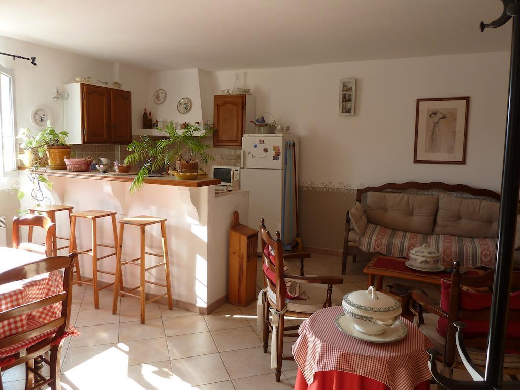 Ferienwohnung Les Tournesols Saint-Andiol Zimmer foto