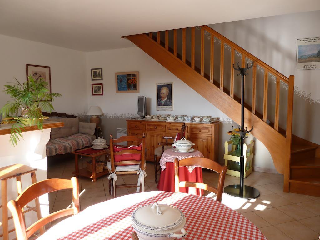 Ferienwohnung Les Tournesols Saint-Andiol Zimmer foto